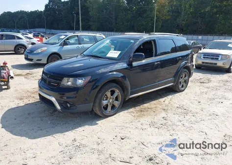 2016 Dodge Journey Crossroad Plus z USA, uszkodzony, nr VIN 3C4PDCGB3GT138639